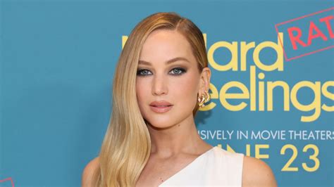 jennifer lawrence naked in new movie|Jennifer Lawrence shocks fans by getting completely naked in。